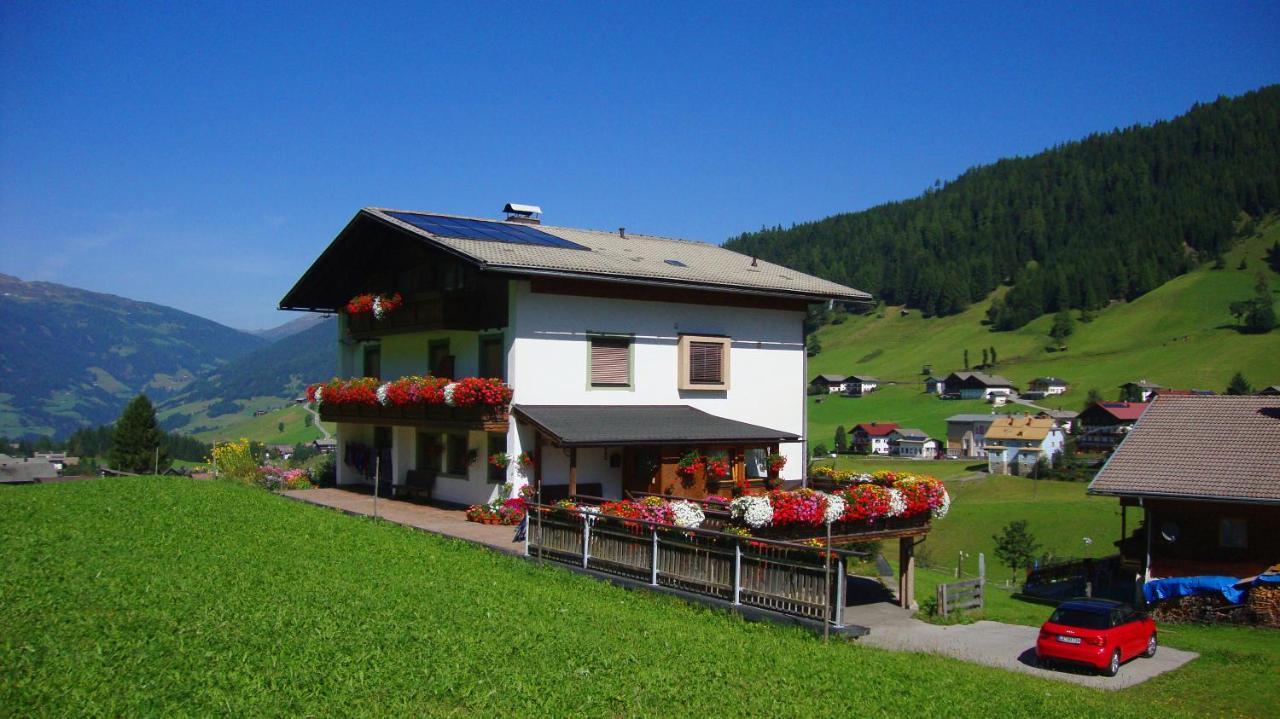 Haus Annemarie Apartments Kartitsch - Hochpustertal Exterior photo