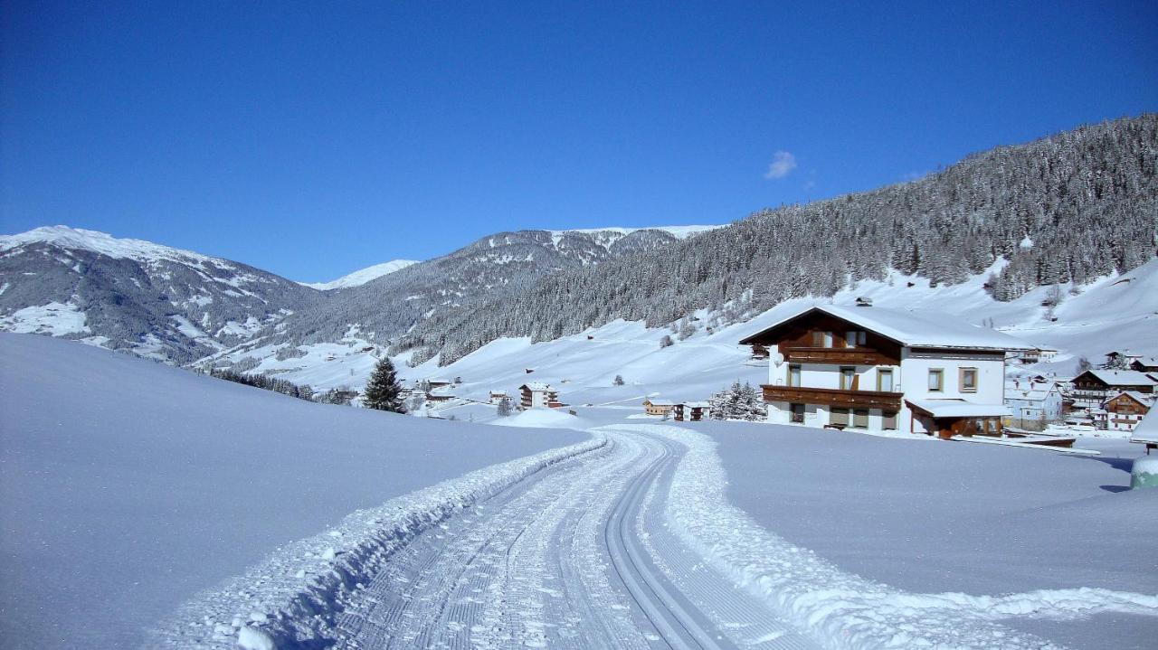 Haus Annemarie Apartments Kartitsch - Hochpustertal Exterior photo