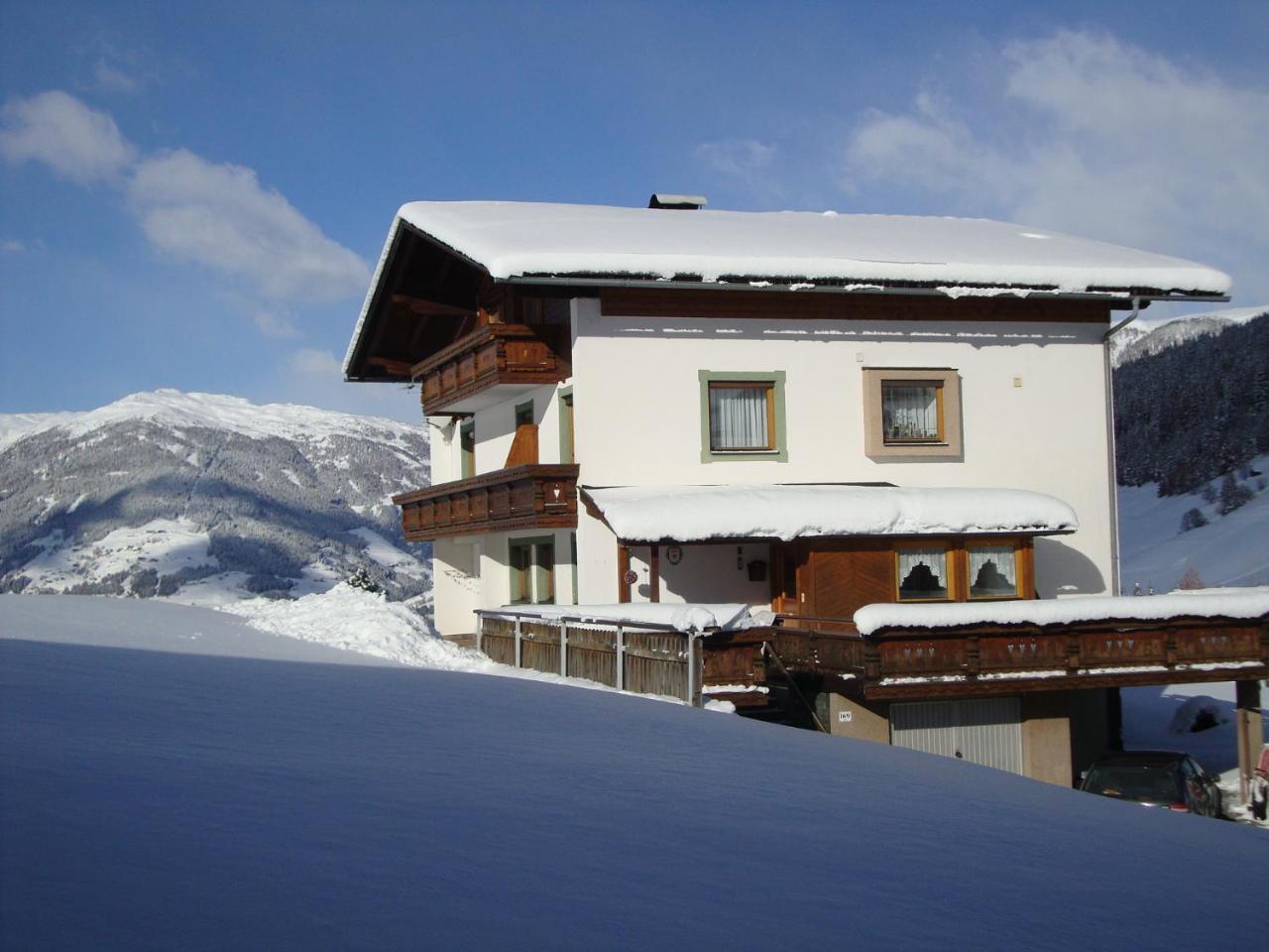 Haus Annemarie Apartments Kartitsch - Hochpustertal Exterior photo